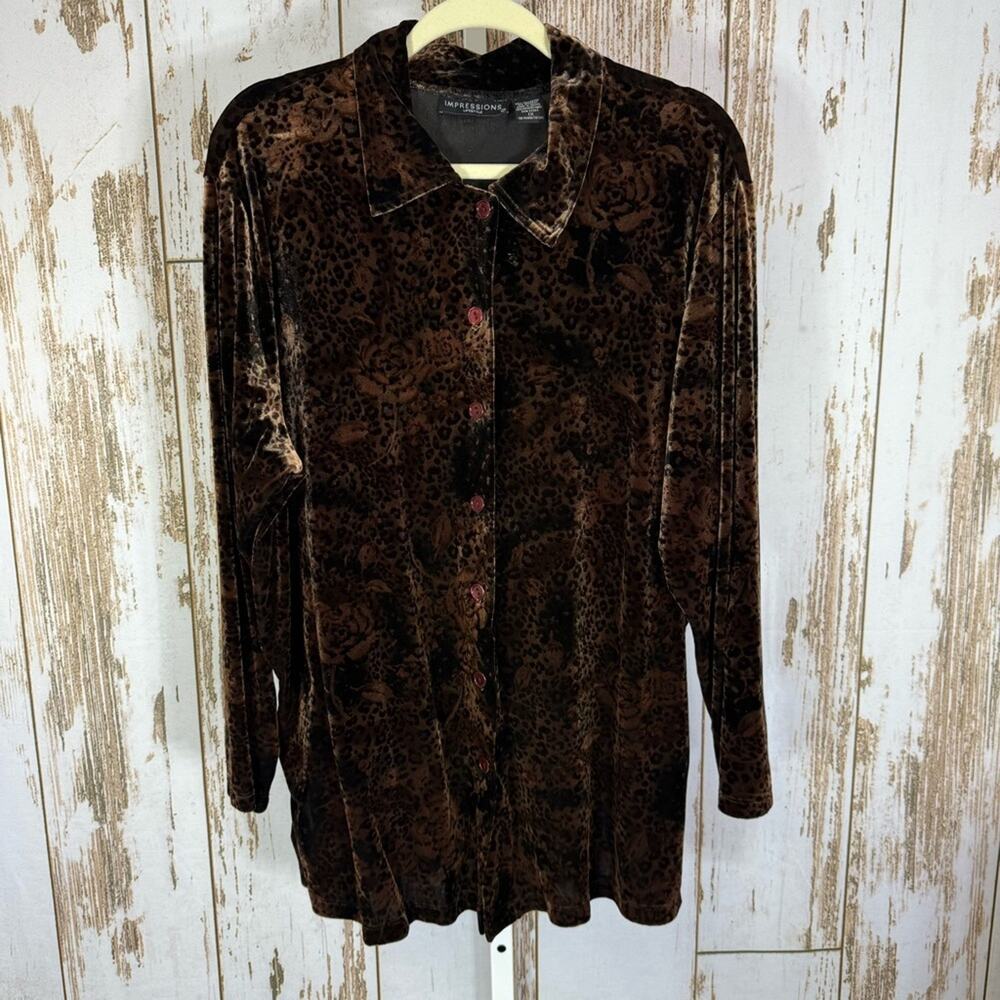 Impressions, Velvety Brown Leopard Print Floral Button Down Shirt. Size 1X.